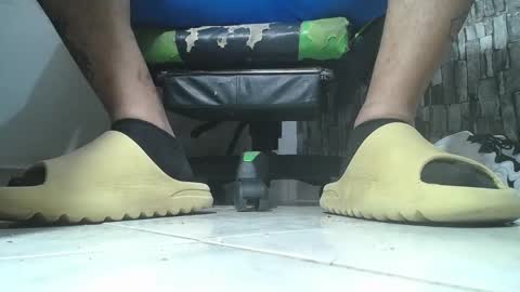 sr master cum its my old account online show from November 24, 3:51 am