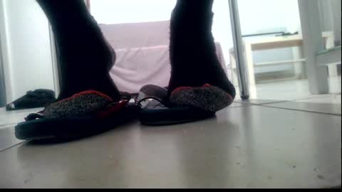 ssenzo online show from February 8, 8:42 pm