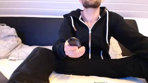 Joe online show from January 1, 2:09 am