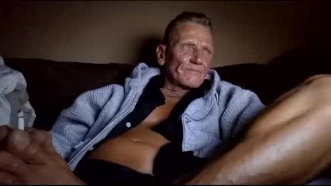 stefy1037 online show from March 7, 6:35 am