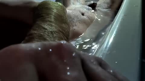 lee online show from February 11, 11:44 pm