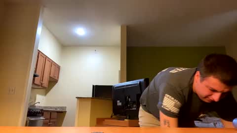 Honestly Im a slut I have a high sex drive and I love talking to people off this platform  online show from February 18, 10:03 pm