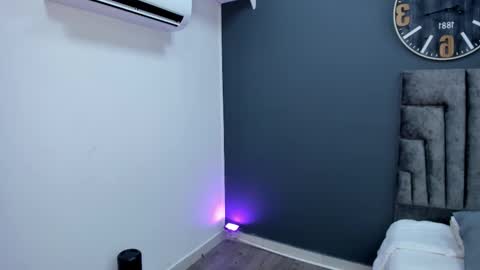 Stephane Rouss online show from November 16, 8:00 pm