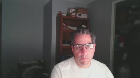 stephenhal9 online show from December 4, 2:51 am