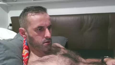 stevenpit online show from December 22, 6:38 pm