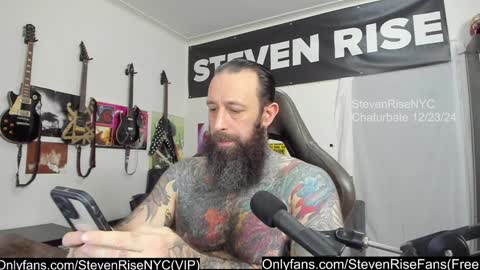 Snapshot of stevenrisenyc chatting on December 24, 12:22 am StevenRiseNYC online show from December 24, 12:22 am
