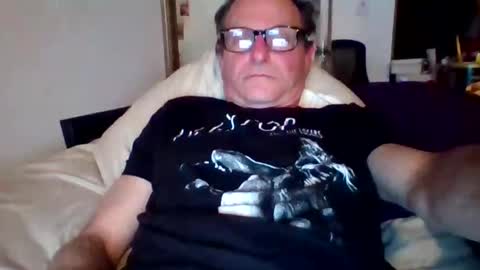 steviehard7 online show from January 8, 7:13 am