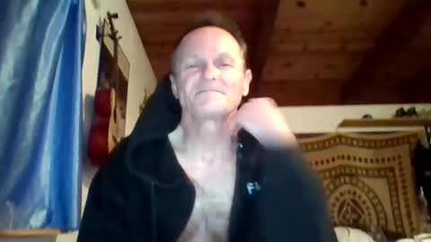 steviehard7 online show from February 25, 5:52 am