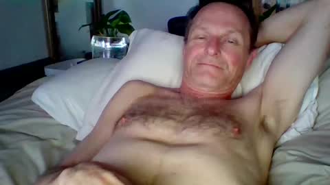 steviehard7 online show from February 7, 12:53 am