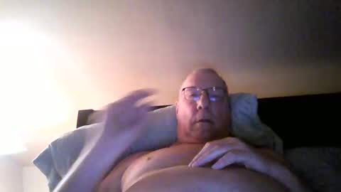 bobby online show from December 26, 10:26 am