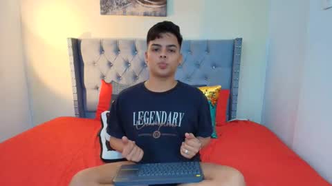 Snapshot of stewart_mateo_ chatting on October 7, 2:59 am stewart online show from October 7, 2:59 am