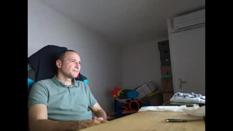 stickolive1 online show from February 19, 11:45 pm