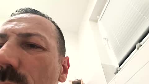 Stifflerger online show from April 8, 12:22 am