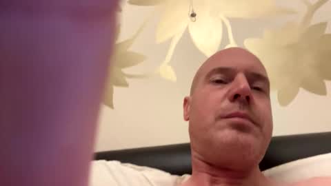 Stoodley22 online show from November 21, 4:39 pm