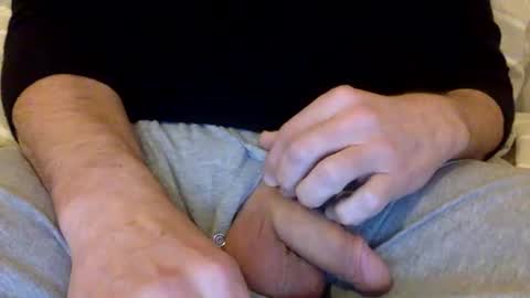 str8guy2015 online show from November 23, 1:00 pm