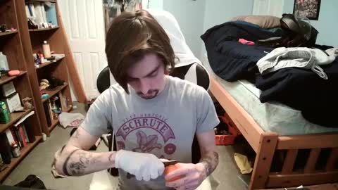 Snapshot of str8whiteboy21 chatting on March 3, 4:23 am str8whiteboy21 online show from March 3, 4:23 am