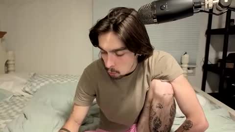 str8whiteboy21 online show from April 14, 1:17 am