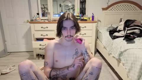 str8whiteboy21 online show from February 26, 4:25 am