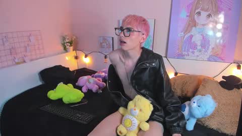 Snapshot of strawberry_kitty_ chatting on October 31, 4:58 am strawberry_kitty_ online show from October 31, 4:58 am