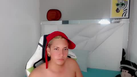 Street online show from February 24, 4:35 am