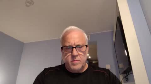 Stroking For You online show from October 28, 9:39 pm