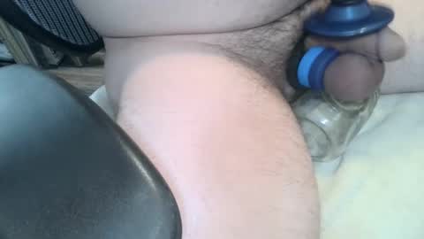 strokingmymeat336 online show from January 3, 4:06 pm