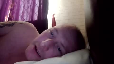 stu_art83 online show from April 18, 8:16 am