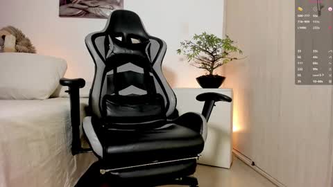 Samuel online show from February 15, 10:40 pm