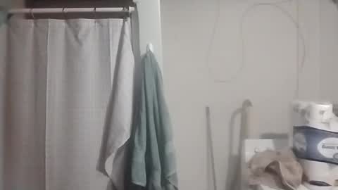 studwittatts69 online show from March 23, 4:29 am