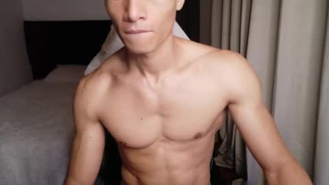 stylish man online show from April 13, 12:39 pm