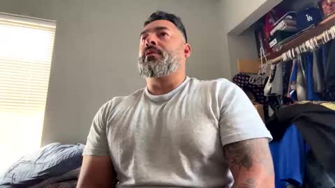 suavecito67 online show from April 18, 5:03 pm