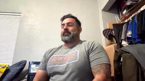 suavecito67 online show from March 4, 5:25 am