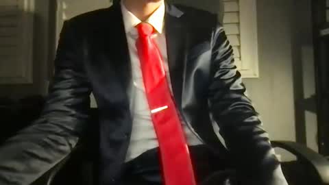 suitfetishez online show from March 27, 4:27 am