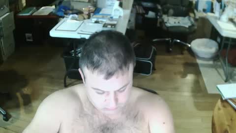 Snapshot of summerfun35 chatting on December 23, 2:56 am cincyguy online show from December 23, 2:56 am