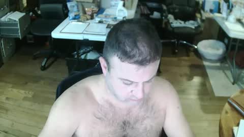 Snapshot of summerfun35 chatting on December 24, 4:55 am cincyguy online show from December 24, 4:55 am