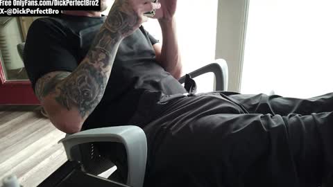 sunny valentine online show from March 6, 9:45 pm