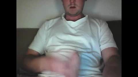 sunnygun0 online show from January 2, 8:13 pm