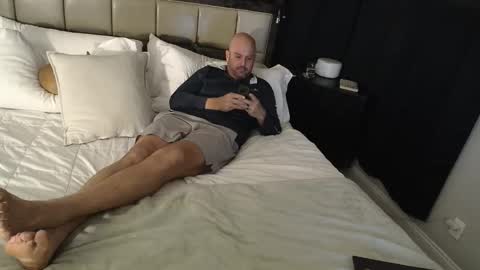 Ryan online show from November 9, 5:11 am