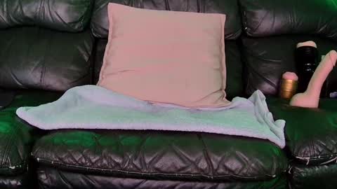 Thomas online show from December 10, 3:41 am