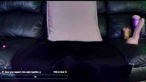 Thomas online show from February 23, 6:52 pm