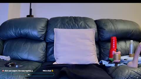 Thomas online show from October 2, 3:21 am