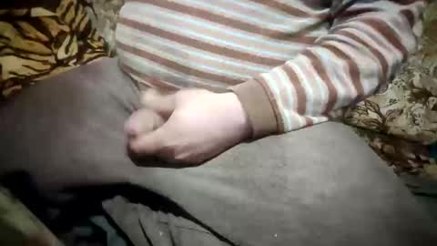 Snapshot of svetlio85 chatting on February 23, 5:36 pm Svetlio online show from February 23, 5:36 pm