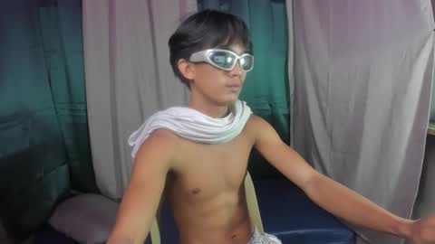 Robert online show from February 18, 6:27 pm