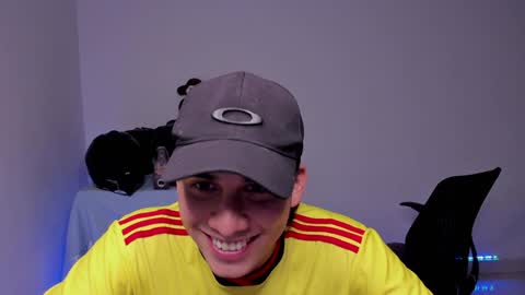 Lian online show from December 21, 10:08 pm