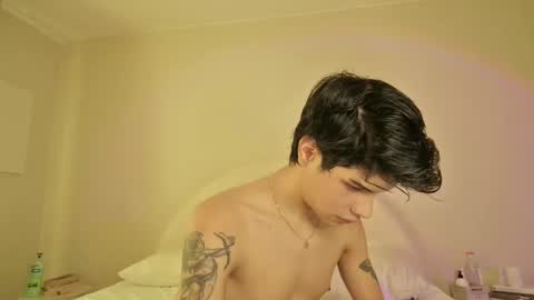 please dont tell me im im not swiss i know it is just a nickname i pick it has other meaninghttps ....... online show from February 19, 8:01 am