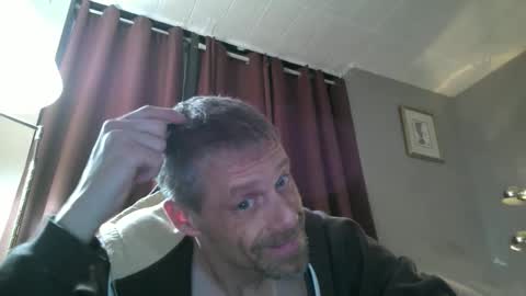 swontguy2025 online show from February 1, 11:54 am