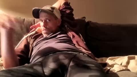 swontguy2025 online show from June 11, 6:44 am