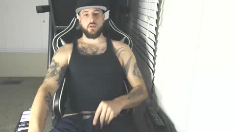 swoozy_ online show from November 13, 1:32 am