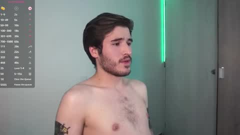 t0ny_wylie online show from December 12, 4:04 am