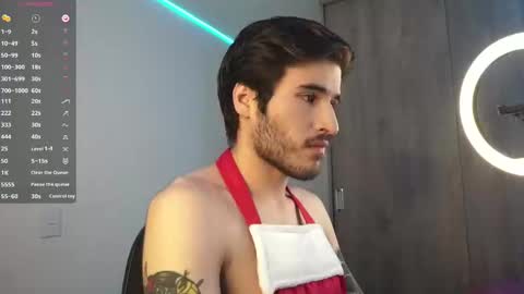 t0ny_wylie online show from December 13, 2:43 am